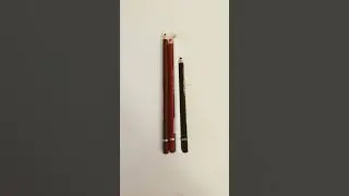 my colour palette Vs my drawing ( btw it's a realistic paint blob)