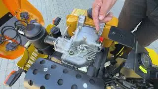 Ovl&aacute;d&aacute;n&iacute; minitraktoru Tauros ZX18 4x4 (dieslov&aacute; verze)? Snadněj&scaron;&iacute;, než si mysl&iacute;te!