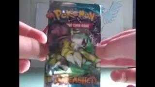 Opening a HS Unleashed TCG pack