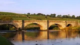 Yorkshire Dales Country Walk   Burnsall to Simon's Seat round