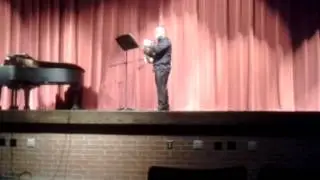 Band director plays Taylor Swift on French Horn