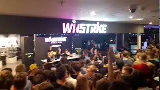 Очередь к S1mple. Про игрок Navi CS:GO дает Автографы в WinStrike!