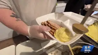 Columbia Dream Center and Bully&rsquo;s Serve Hundreds Thanksgiving Meals