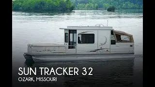 [SOLD] Used 2005 Sun Tracker 32 Party Cruiser in Ozark, Missouri