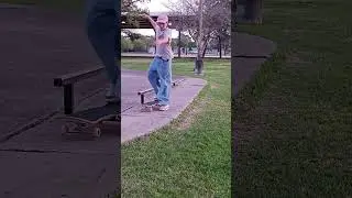 #fastscooter #skate #fastscooters #skateboarding #flatspin #skateboard #automobile #skater #howto360