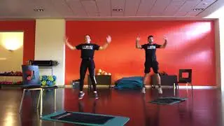 Allenamento con SEDIA - Gambe e Addominali