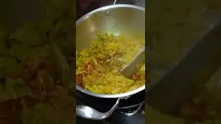 # চিংড়ি মাছ ধনেপাতা দিয়ে লাউয়ের ঘন্ট তৈরীর পদ্ধতিবা রেসিপি।... Chingari Diye lauer cooking recipe