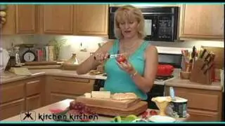 Gadget Gal&reg; shows the best knife for cutting cheese
