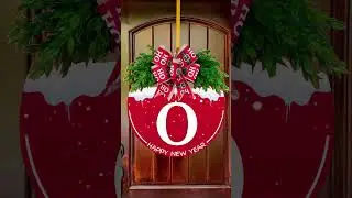 Personalized Christmas Wreaths & Custom Home Signs | Festive Holiday Decor Ideas