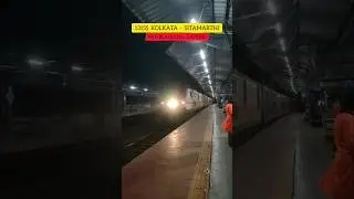 Kolkata Sitamarthi Mithilanchal Express 🔥 #indianrailways #wap7 #shorts #viral #trending #video