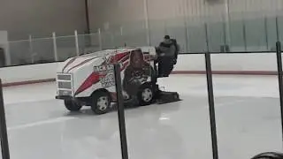 THE BEST ZAMBONI DRIVER EVER!!