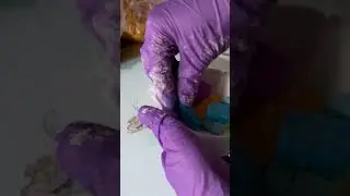 Making a bath bomb #bathbomb #bathbombaddict #howtomakebathbombs #bathbombsforkids
