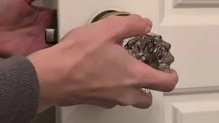 ANTIQUE BRASS DOOR KNOB