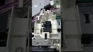 HP colour laser jet 400 ￼ front door open