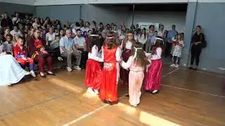 Od ljepote dah stane, narodna nošnja i predivne igre učenica
