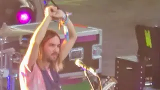Tame Impala - Apocalypse Dreams (live @ Sasquatch, the Gorge 5-25-15)