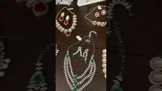 #indianjewelry #usaindia #jewelryaddict #jewelrycollection #jewelrydesigns #traditionalwear