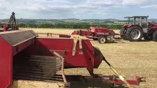 Jones Mk 12-T International 445D Small Balers