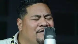 JohnTee - Pago Girl