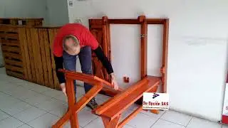 Mesa plegable,  en pino canadiense.