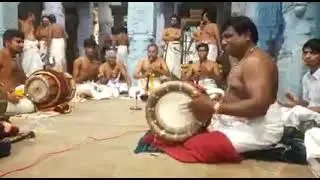 Thillai Nadarajar.Tempel Siirgali Sivasithambaram Nathasvaram.Thirukadaiur Babu avargal Thavil