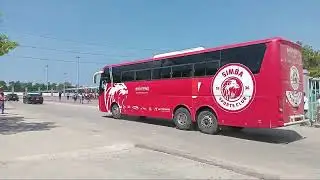 Gari la simba likiwasili uwanjani benjamin mkapa