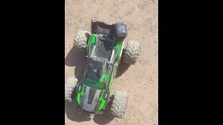 scy16101 brushed velocidade maxima constante. 28km/h MODO PARALELO 2 BATERIAS DE 3000MAH 7.4V