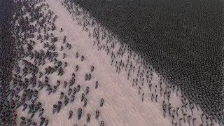 10000 ROMANS vs 30000 ZOMBIES - Ultimate Epic Battle Simulator