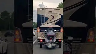 🏍🚍Best way to tow Harley Davidson motorcycle 🏍 with Fleetwood RV #motorcycle#harley#davidson#classic