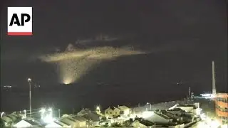 Explosions seen in Gaza after Netanyahu orders 'powerful strikes'