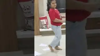 Swara&rsquo;s Dance class -Bhumro bhumro