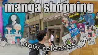 manga shopping in New York City 📚 