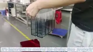 How to Dye Acrylic into a Gradient Color #AcrylicDIY, #SundayKnight, #CustomAcrylic, #AcrylicVase