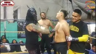 Raqueteando Por Una Caguama 