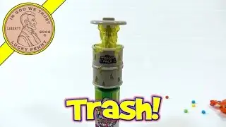 The Trash Pack Pop Up Glow Light With Candy, Moose Toys