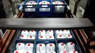 FL3000 Floor Level Palletizer Stacking Milk Crates