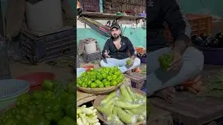 Wait for twist 😜😎 #chicken #market #comedy #viralshorts