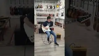GENNARO PORCELLI plays a QP SLIDE - COMF model