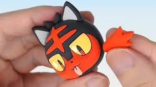 Making cute Litten Pokemon licking its feet