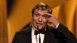 Oliver Masucci · Bester Hauptdarsteller - Deutscher Filmpreis 2021