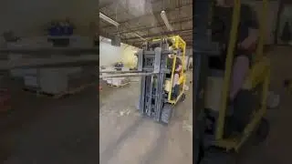 HYSTER E50XM Electric Forklift, 4,950lb Cap.