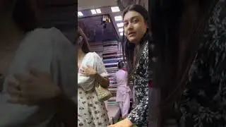 Mahira Khan in Local Market | Viral Video