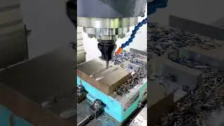 [Industrial Process] Metal Machining by Drilling / Cutting with Old Fashioned Drill-Bit