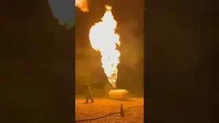 Die Feuerwehr liebt diesen Song #fyp #kamin #benzin #gasolina #gas #flames #fire #musik #firefighter