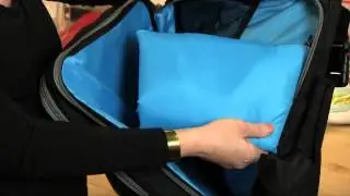 Сумка-трансформер для подгузников Diaper Dude от Creative Kidstuff