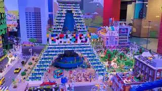 LEGO Discovery Centre Hamburg: Mini World Tour!