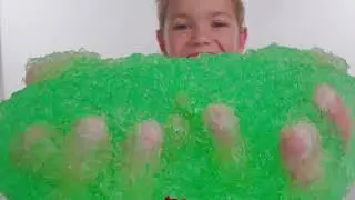 Turn water into Biodegradable Gelli or Slime!