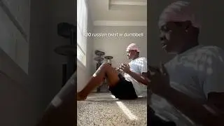 Quick core work 🏋🏿&zwj;♀️ #shorts #homeworkout #exercise #coreworkout #abs #russiantwists