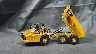 Diecast Masters 1:50 Cat 740B articulated dump truck unboxing and review