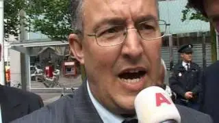 'Aboutaleb hoort hier niet'
